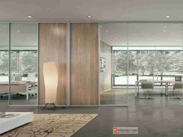 mampara-de-vidrio-para-oficinas-con-aluminio-perimetral