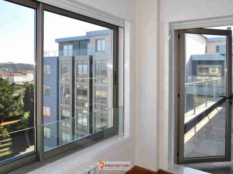 mampara-puerta-de-vidrio-con-aluminio-para-exterior-serie-36-