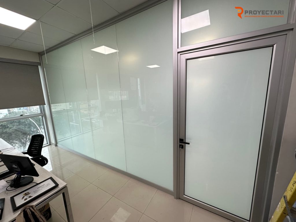 mamparas-antiruido-para-oficinas-en-lima